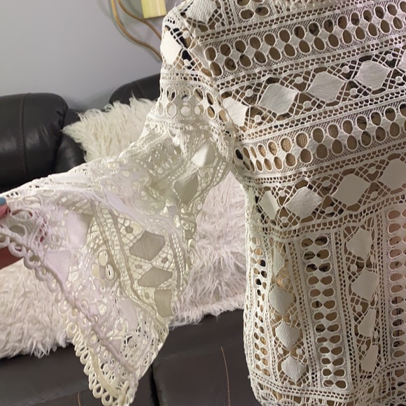 Ellison bell sleeve blouse - Picture 3 of 6